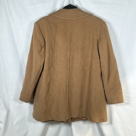 PENDLETON WOOL COAT SIZE(L) - Picture 6 of 6